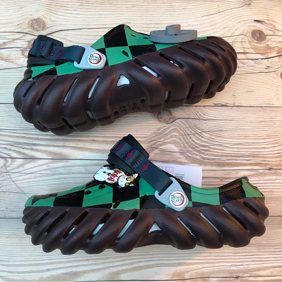 Crocs Demon Slayer Tanjiro Echo Clog - Picture 4 of 16